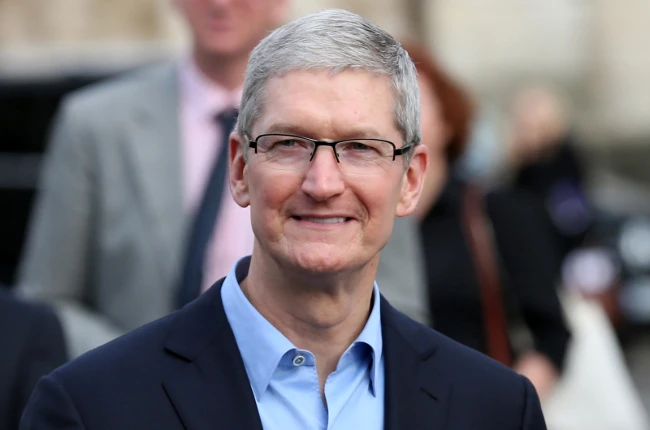 ประกาศตัวเป็นคู่รักไม่จำกัดเพศ tim cook