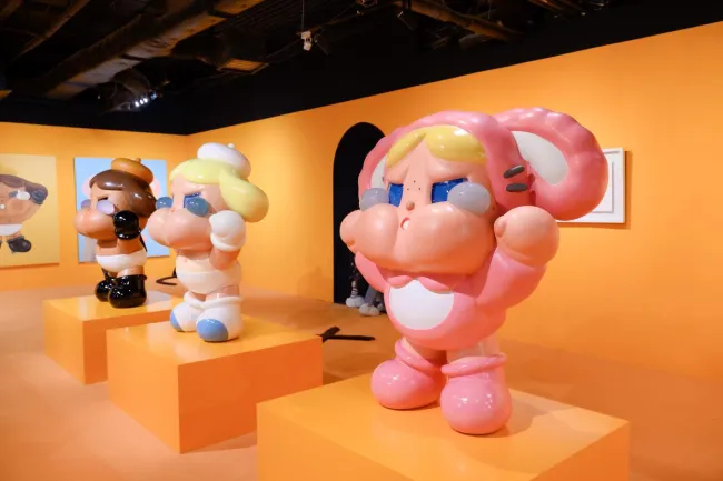 crybaby art toy น่าเก็บ