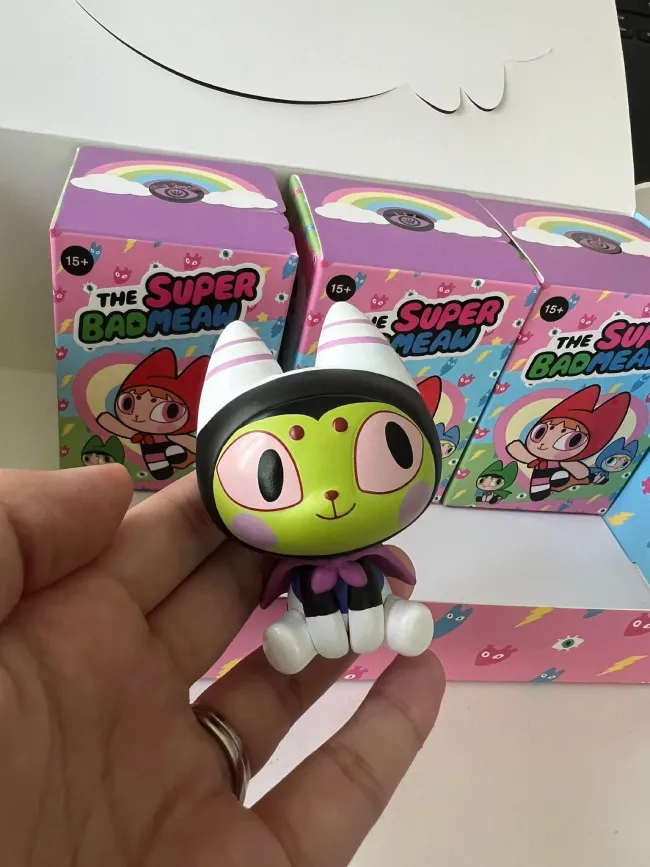 กล่องสุ่ม art toy the super bad meaw blind box